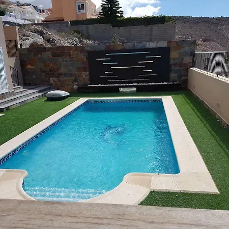 Roque Paraiso فيلة *